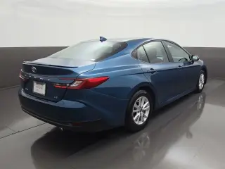 Toyota Camry 2025 SE 4p Sedan