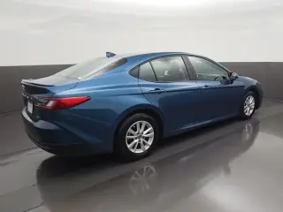 Toyota Camry 2025 SE 4p Sedan