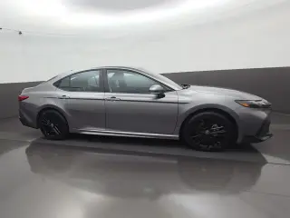 Toyota Camry 2025 SE 4p Sedan