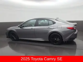 Toyota Camry 2025 SE 4p Sedan