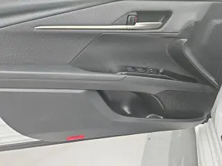 Toyota Camry 2025 SE 4p Sedan