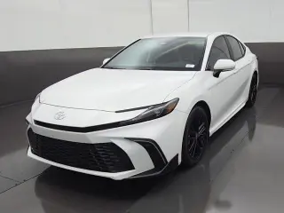 Toyota Camry 2025 SE 4p Sedan