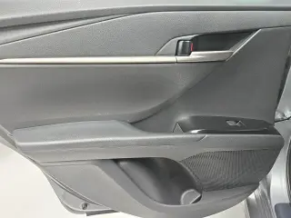 Toyota Camry 2025 SE 4dr Sedan