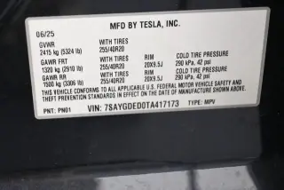 Tesla Model Y 2026 Long Range 4p Crossover