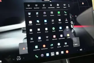 Tesla Model Y 2026 Long Range 4p Crossover