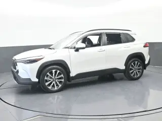 Toyota Corolla Cross 2024 AWD XLE 4p Crossover