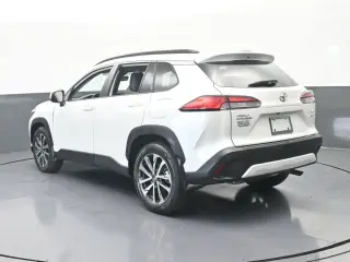 Toyota Corolla Cross 2024 AWD XLE 4p Crossover
