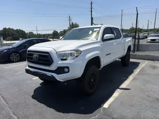 Toyota Tacoma 2022 4x2 TRD Todo Terreno 4p Doble Cabina 5.0 ft CB