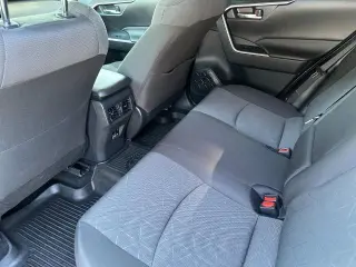 Toyota RAV4 Hybrid 2024 AWD XLE SUV 4p.