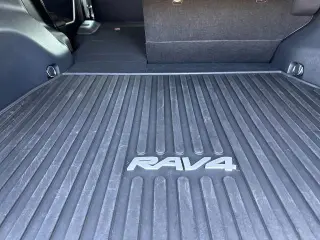 Toyota RAV4 Hybrid 2024 AWD XLE SUV 4p.