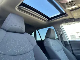 Toyota RAV4 Hybrid 2024 AWD XLE SUV 4p.
