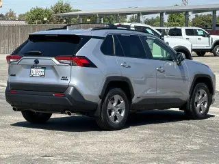 Toyota RAV4 Hybrid 2024 AWD XLE SUV 4p.