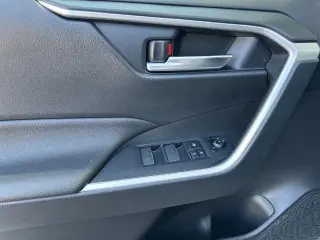 Toyota RAV4 Hybrid 2024 AWD XLE SUV 4p.