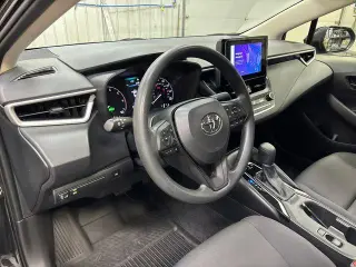 Toyota Corolla Hybrid 2024 LE Sedan 4p