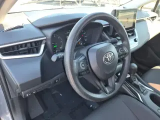 Toyota Corolla Hybrid 2024 SE 4p Sedan