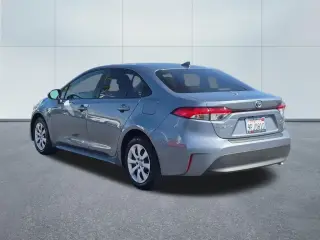 Toyota Corolla Hybrid 2024 SE 4p Sedan