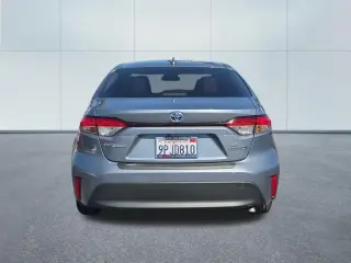 Toyota Corolla Hybrid 2024 SE 4p Sedan