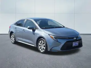 Toyota Corolla Hybrid 2024 SE 4p Sedan