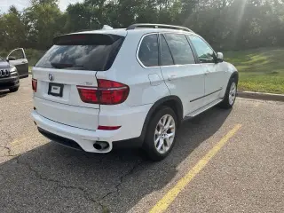 BMW X5 2013 AWD xDrive35i Premium 4p SUV