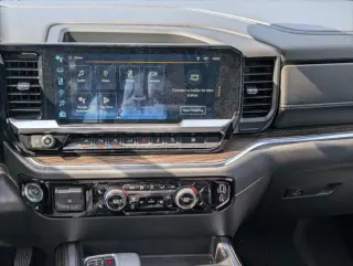 Chevrolet Silverado 1500 2023 4x4 RST 4p. Cabina Crew 5.8 ft. CB