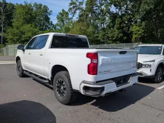 Chevrolet Silverado 1500 2023 4x4 RST 4p. Cabina Crew 5.8 ft. CB