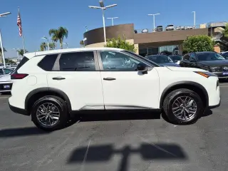 Nissan Rogue 2024 S 4dr Crossover