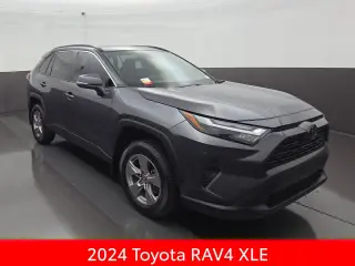 Toyota RAV4 2024 XLE 4p SUV