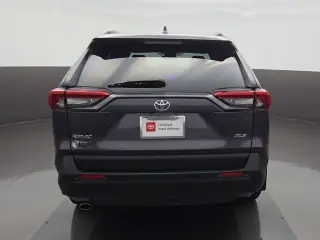Toyota RAV4 2024 XLE 4p SUV
