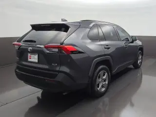 Toyota RAV4 2024 XLE 4p SUV