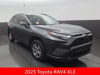 Toyota RAV4 2025 XLE 4p SUV