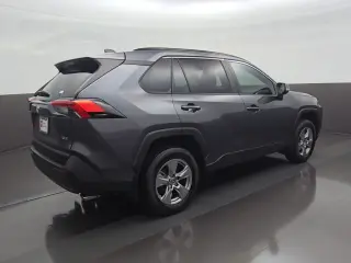 Toyota RAV4 2025 XLE 4p SUV