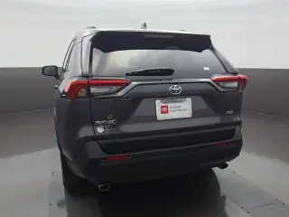 Toyota RAV4 2025 XLE 4p SUV