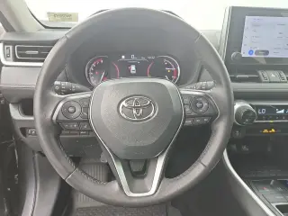 Toyota RAV4 2024 XLE Premium 4p SUV