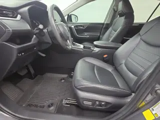 Toyota RAV4 2024 XLE Premium 4p SUV