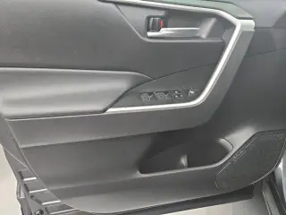 Toyota RAV4 2024 XLE Premium 4p SUV