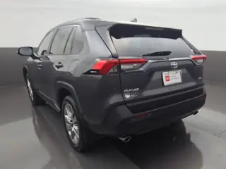 Toyota RAV4 2024 XLE Premium 4p SUV