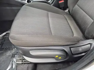 Hyundai VENUE 2025 SE 4p Crossover