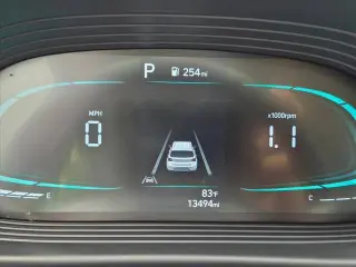 Hyundai VENUE 2025 SE 4p Crossover