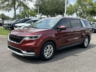 Kia Carnival 2024 LX Minivan 4p