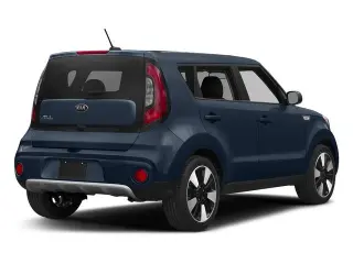 Kia Soul 2017 + Crossover de 4 puertas