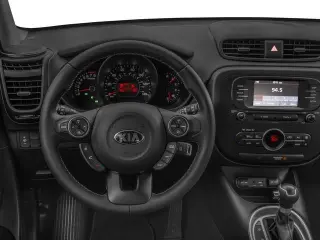 Kia Soul 2017 + Crossover de 4 puertas