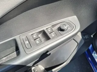 Volkswagen Taos 2022 SE 4dr SUV