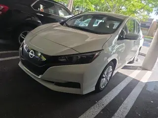 Nissan LEAF 2023 S 4p Hatchback