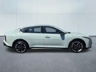 Kia K4 2025 GT-Line 4p. Sedán