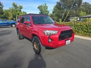 Toyota 4Runner 2022 4x4 SR5 SUV de 4 puertas