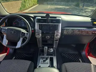 Toyota 4Runner 2022 4x4 SR5 SUV de 4 puertas