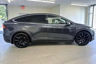 Tesla Model X 2019 AWD 75D 4dr SUV