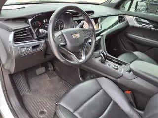 Cadillac XT6 2023 Lujo Premium 4p SUV