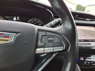 Cadillac XT6 2023 Lujo Premium 4p SUV