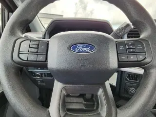Ford F-150 2025 4x2 XL 2p Cab Estándar 6,5 pies SB